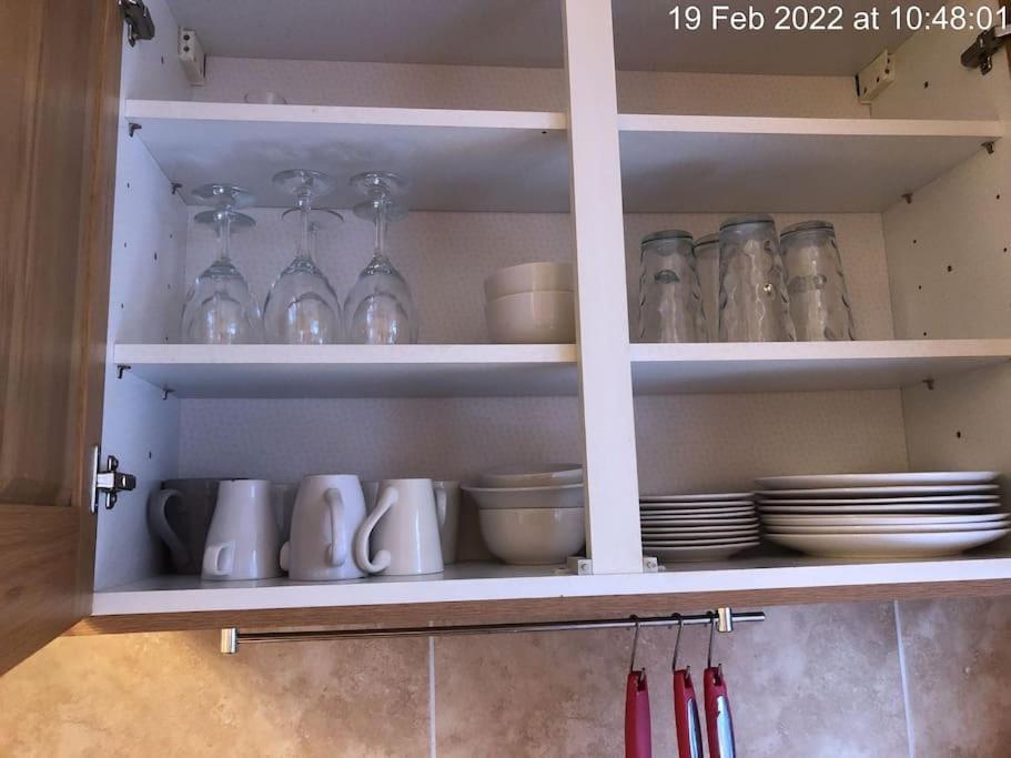 Cozy 4 Bedroom House In Smethwick With 4 Bathrooms Perfect For Contractors And Families Birmingham Kültér fotó